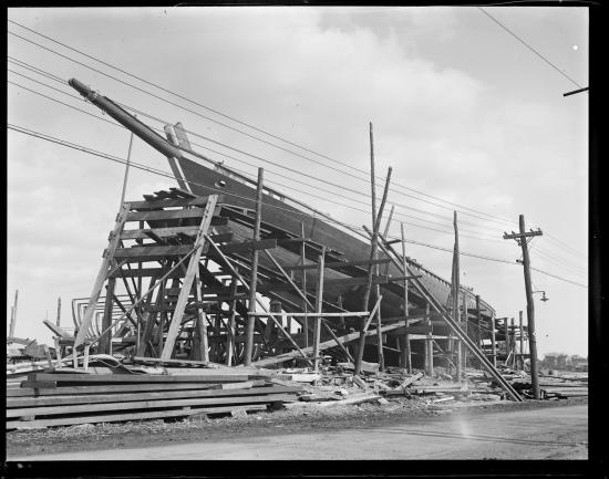 Leslie Jones: The Camera Man | Boston Herald Traveler: 1917 - 1956